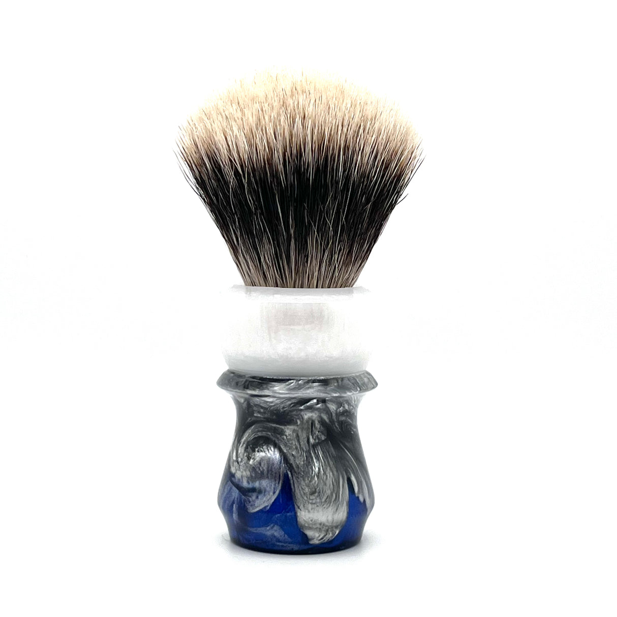 Never Alone³ - Shaving Brush No.9 - 2 Band Manchurian Badger Doughman Fan Knot - 26mm Resin Handle