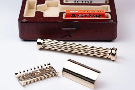 Lambda - Ares V2 - Polished Bronze Alloy Safety Razor