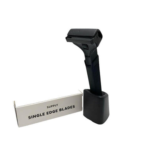 Pre-Owned - Supply- Single Edge Safety Razor