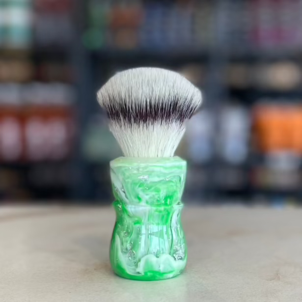 TRC - Leprechaun Loot - 26mm Synthetic AK47 Fan Knot - Resin Handle Shaving Brush